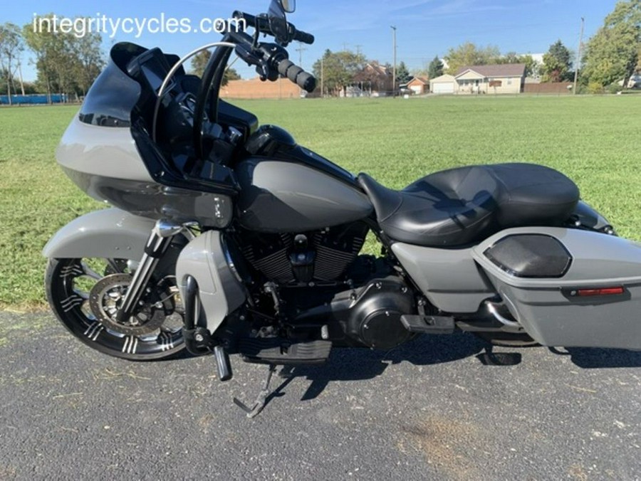 2013 Harley-Davidson® FLTRX - Road Glide® Custom