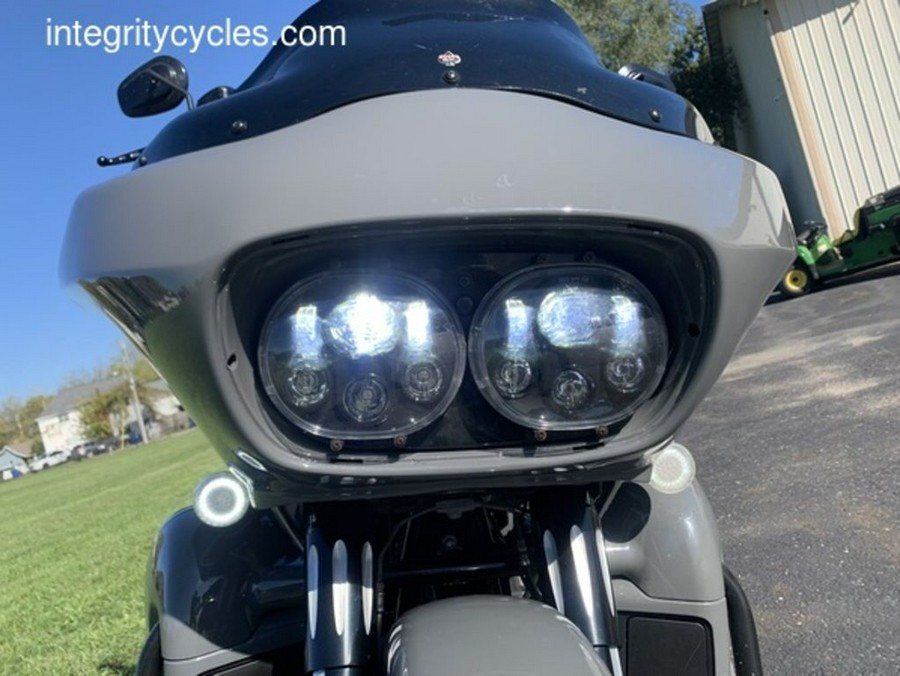 2013 Harley-Davidson® FLTRX - Road Glide® Custom