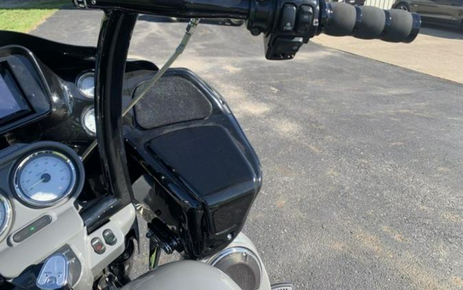 2013 Harley-Davidson® FLTRX - Road Glide® Custom