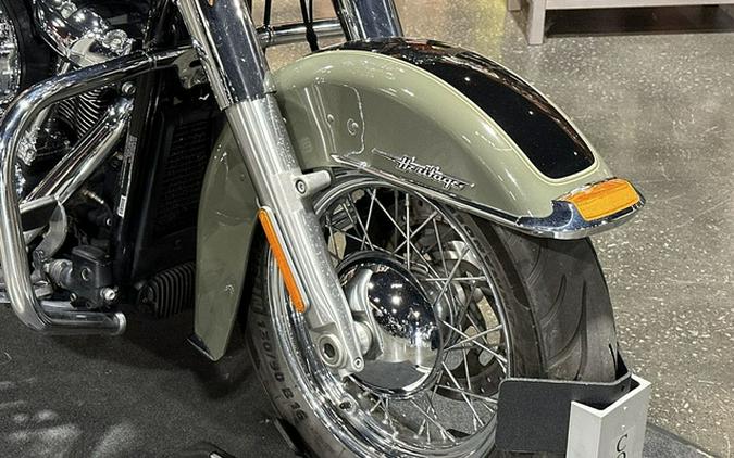 2021 Harley-Davidson FLHC - Heritage Classic