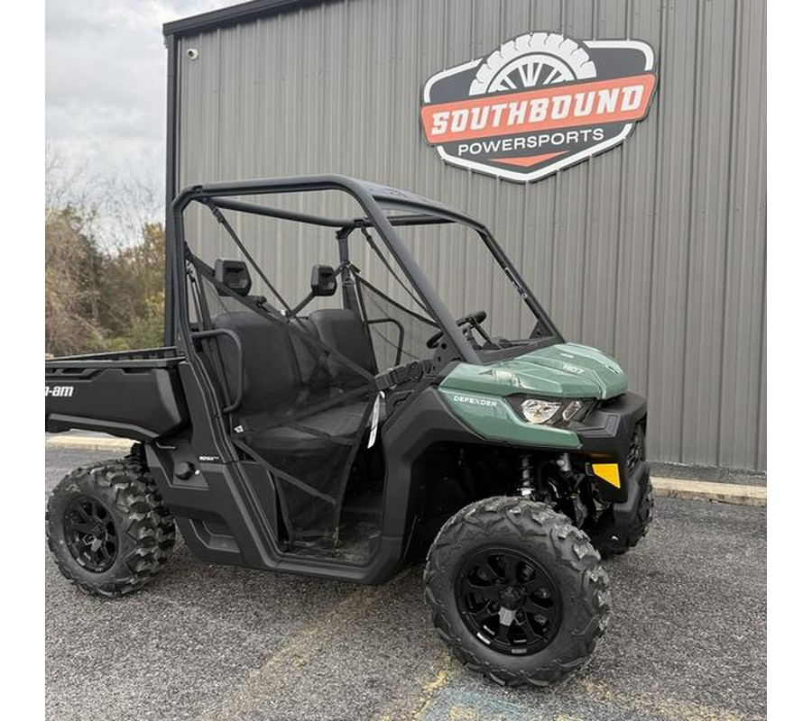 2026 Can-Am® Defender DPS HD7 Compass Green