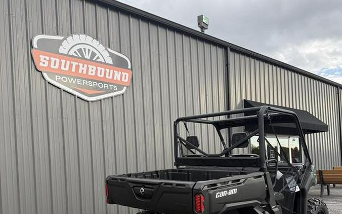 2026 Can-Am® Defender DPS HD7 Compass Green