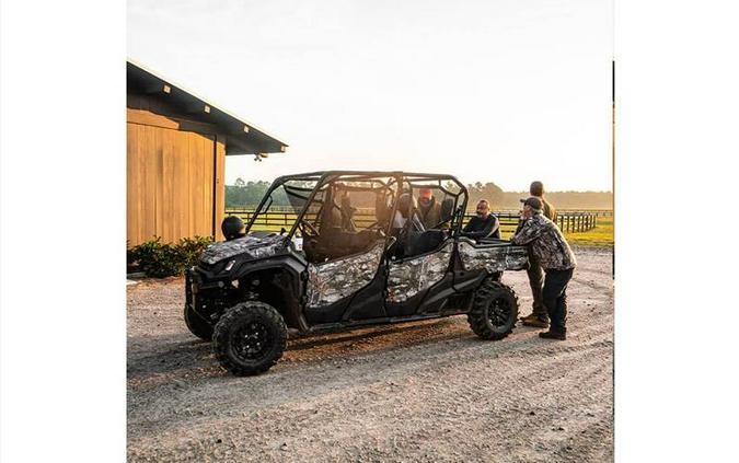 2024 Honda Pioneer 1000-6 Deluxe Crew Camo