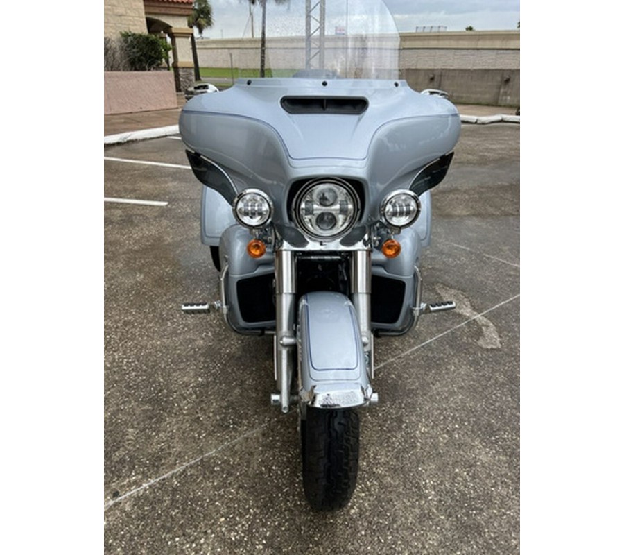 2023 Harley-Davidson FLHTCUTG - Tri Glide Ultra