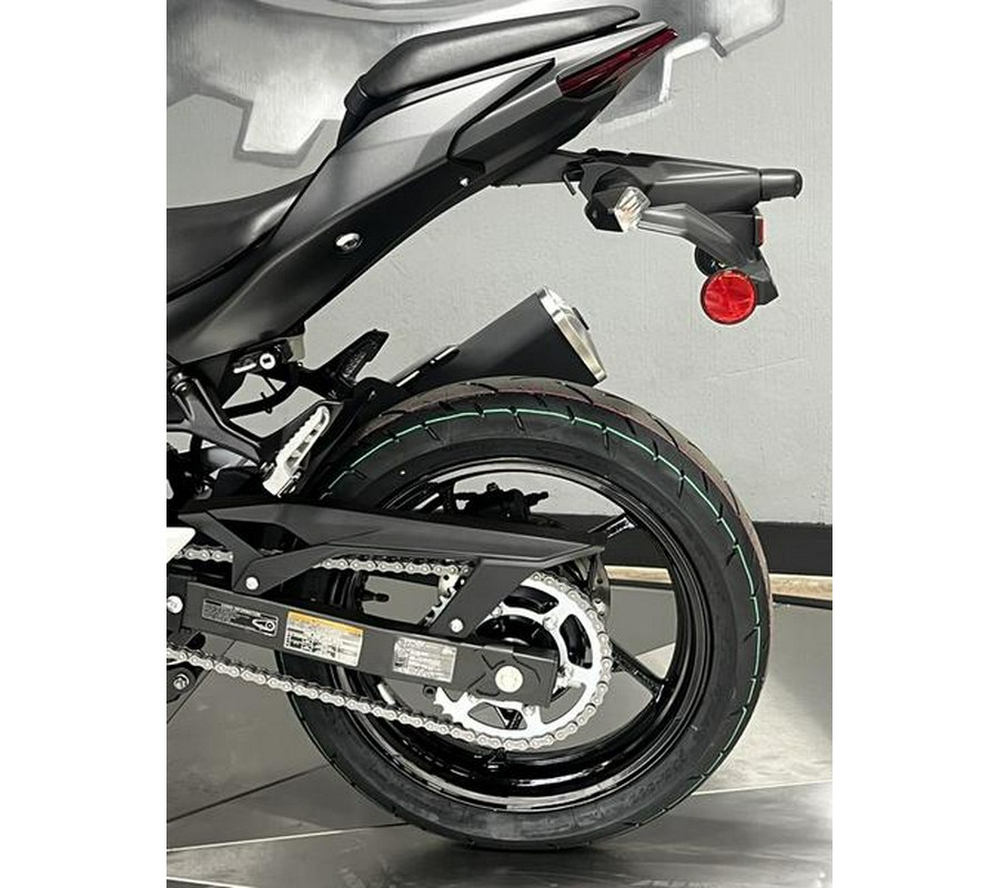 2026 Kawasaki Ninja® 500 ABS Metallic Flat Spark Black