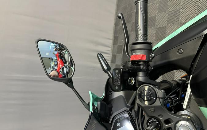 2026 YAMAHA YZF R3 MIAMI MINT GREEN MATTE STEALTH BLACK