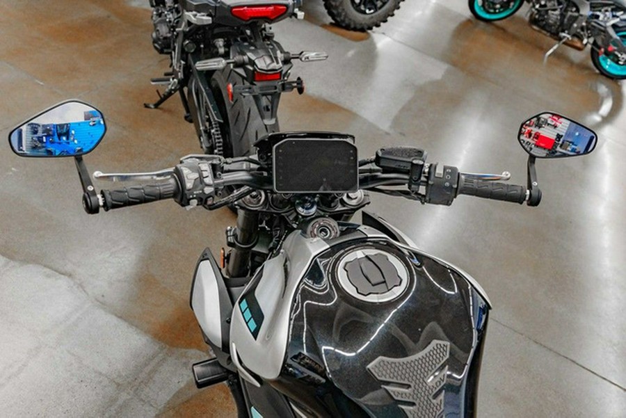 2025 Kawasaki ZR900SSFAN