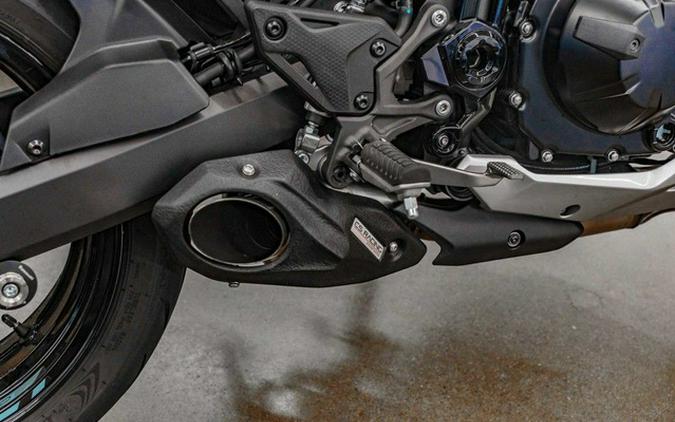 2025 Kawasaki ZR900SSFAN