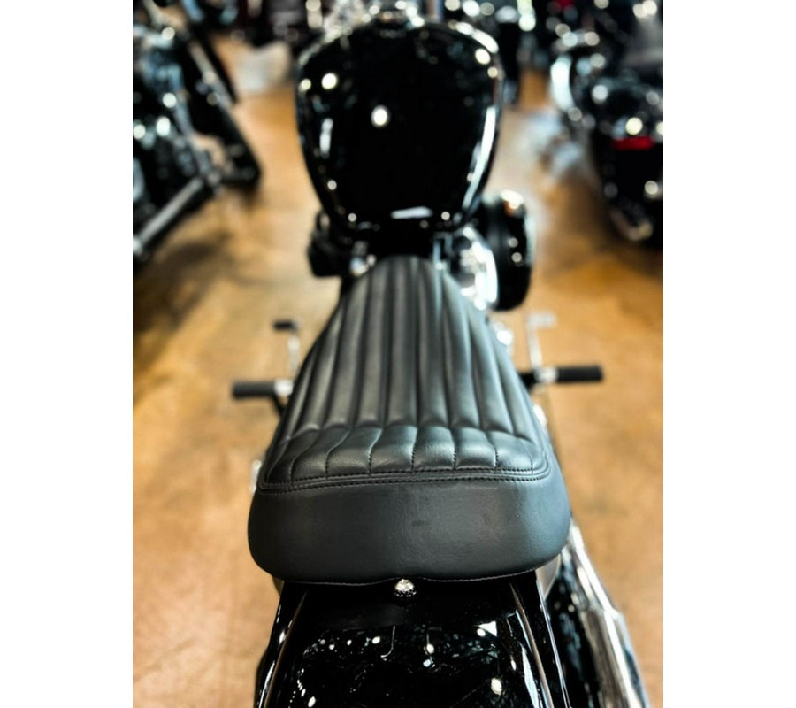 2022 Harley-Davidson® FXST - Softail® Standard
