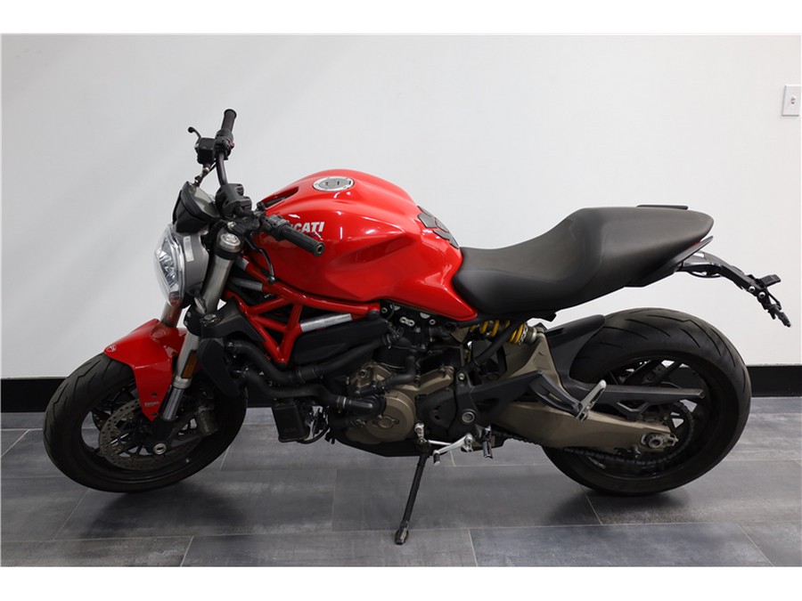 2016 Ducati Monster 821 Dark