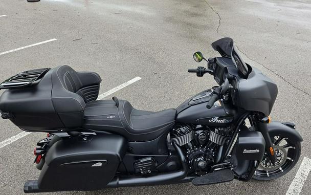 2023 Indian Motorcycle® Roadmaster® Dark Horse® Black Smoke