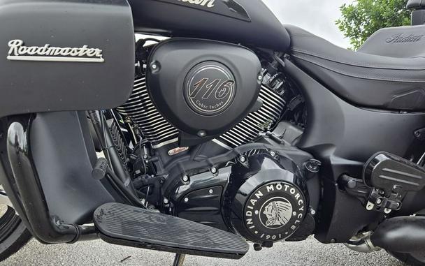 2023 Indian Motorcycle® Roadmaster® Dark Horse® Black Smoke