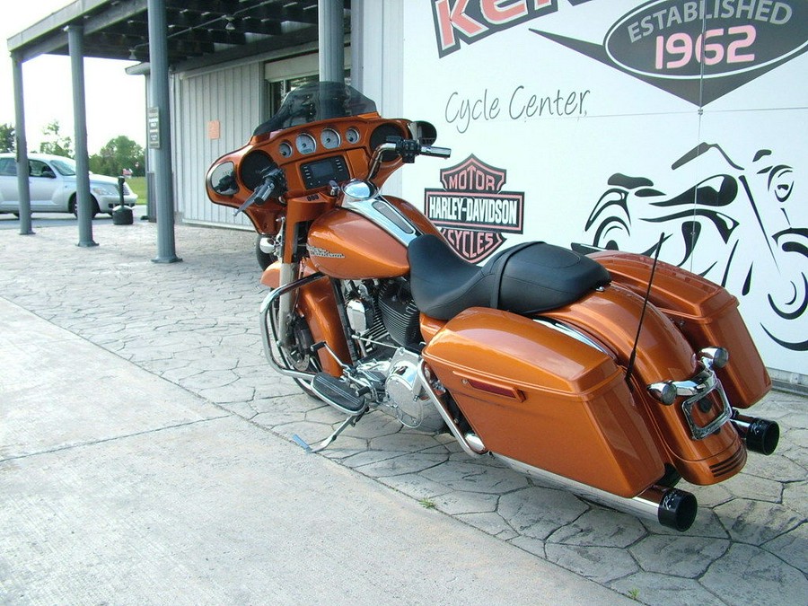 2014 Harley-Davidson® FLHX - Street Glide®