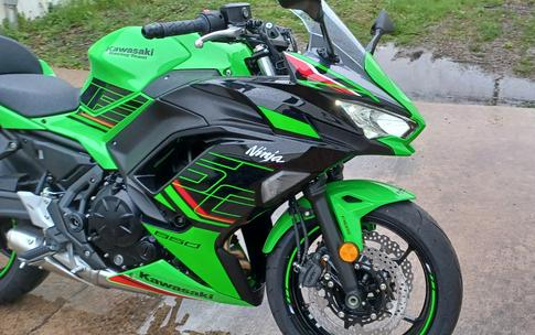 2024 Kawasaki Ninja® 650 ABS KRT Edition