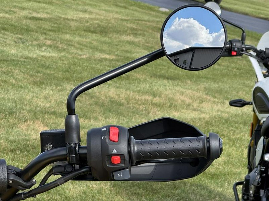 2026 Triumph SCRAMBLER 400 XC