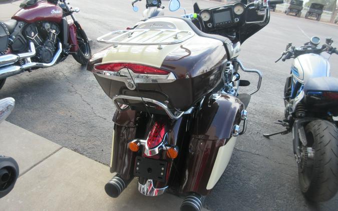 2017 INDIAN MOTORCYCLE ROADMASTER