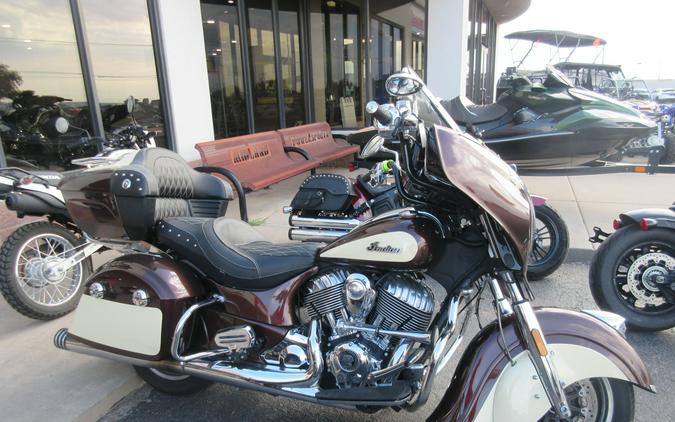 2017 INDIAN MOTORCYCLE ROADMASTER