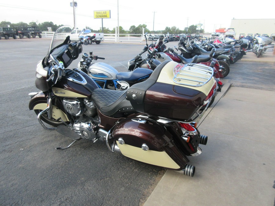 2017 INDIAN MOTORCYCLE ROADMASTER