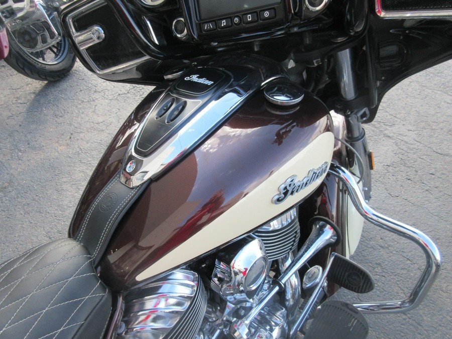 2017 INDIAN MOTORCYCLE ROADMASTER