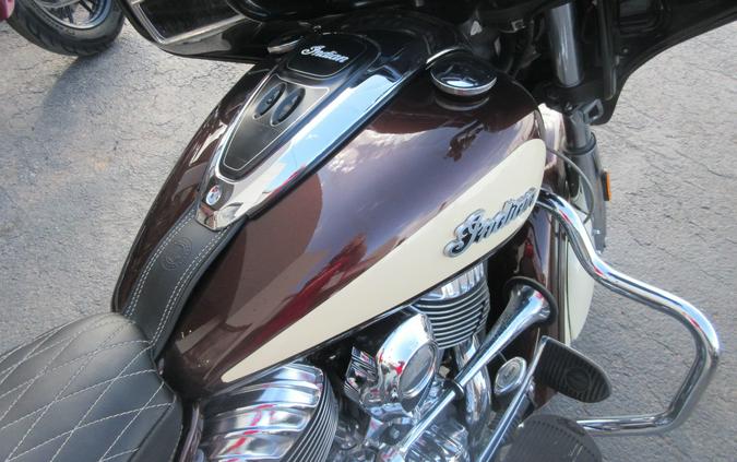 2017 INDIAN MOTORCYCLE ROADMASTER