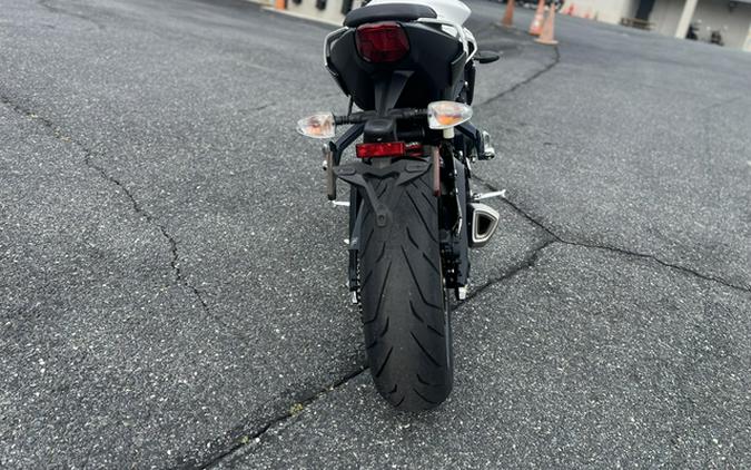 2024 Triumph Street Triple 765 R
