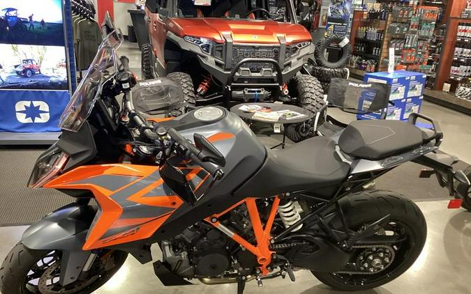 2023 KTM 1290 Super Duke GT