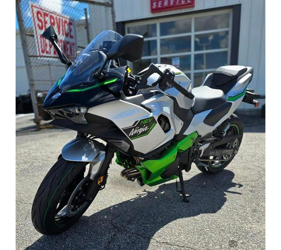 2024 Kawasaki Ninja® 7 Hybrid ABS