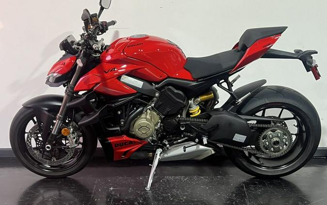 2024 Ducati Streetfighter V4 Red