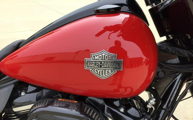 FLHXS 2022 Street Glide® Special