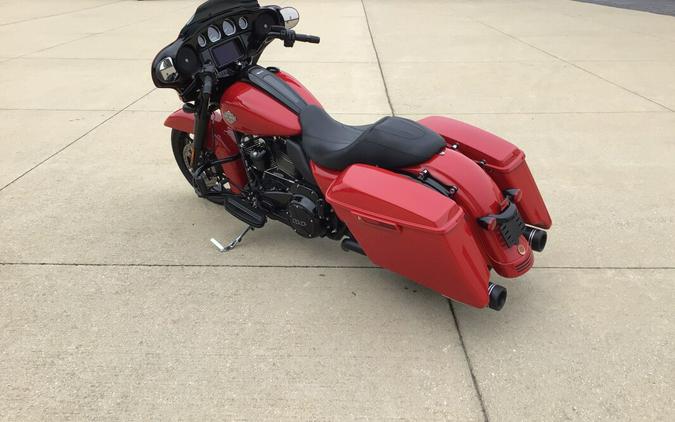 FLHXS 2022 Street Glide® Special