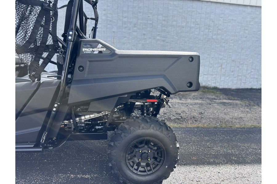 2026 Honda PIONEER 700 DELUXE