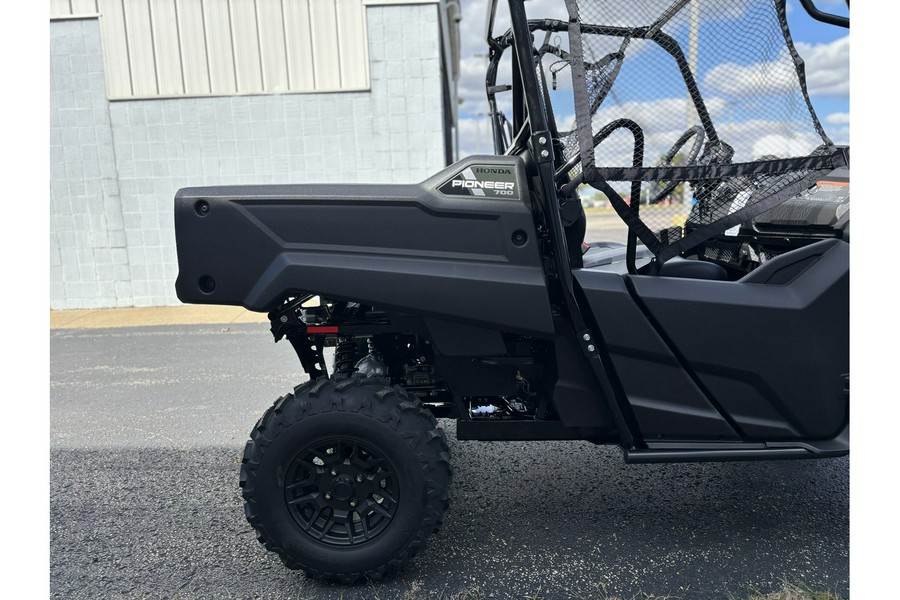 2026 Honda PIONEER 700 DELUXE