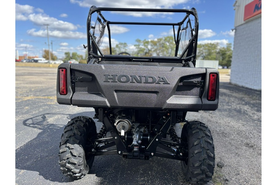 2026 Honda PIONEER 700 DELUXE