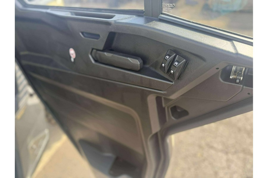 2026 Can-Am SSV DEF LTD 65 HD11 TN HB 26 Limited HD11