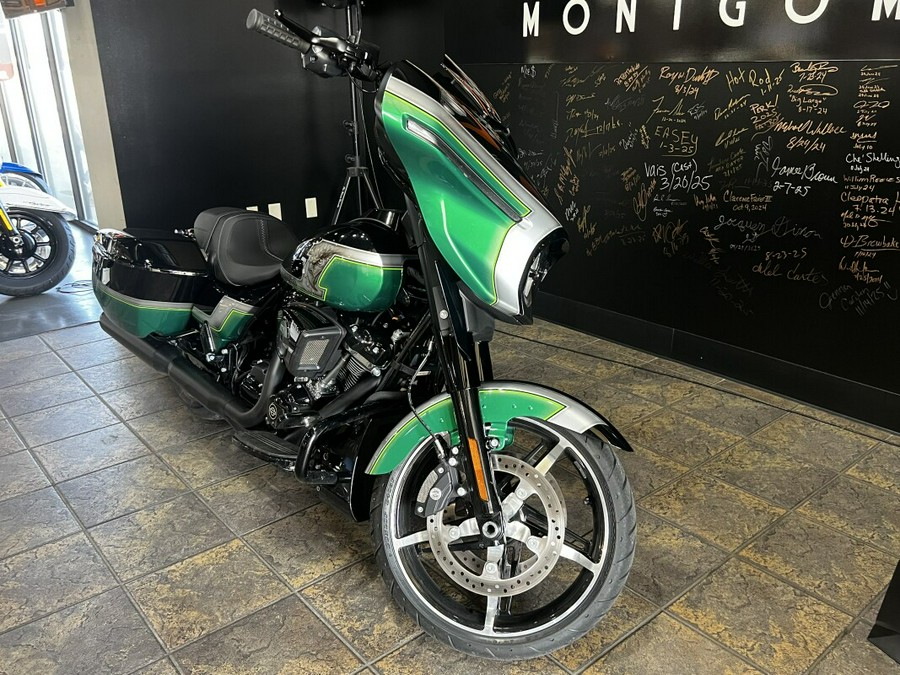 2025 Harley-Davidson Street Glide™ – Iconic Touring Style