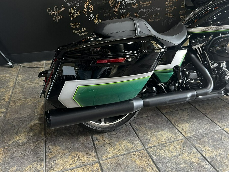 2025 Harley-Davidson Street Glide™ – Iconic Touring Style