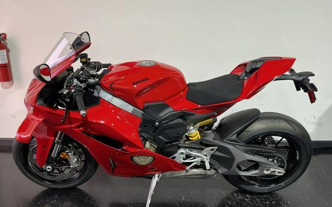 2025 Ducati Panigale V4 Ducati Red