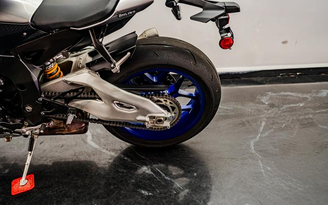 2015 Yamaha Motor Corp., USA YZF-R1M