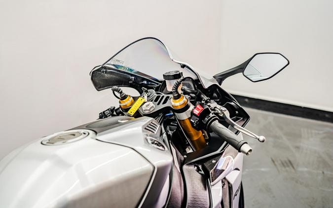 2015 Yamaha Motor Corp., USA YZF-R1M