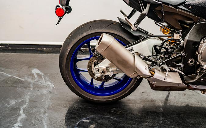 2015 Yamaha Motor Corp., USA YZF-R1M