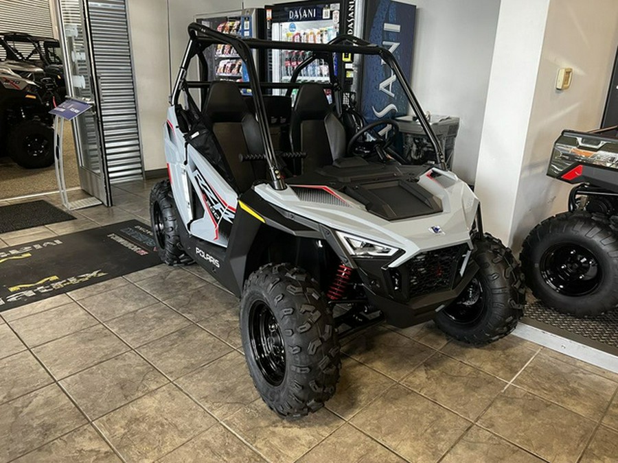 2024 Polaris RZR 200 EFI