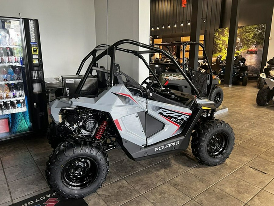 2024 Polaris RZR 200 EFI