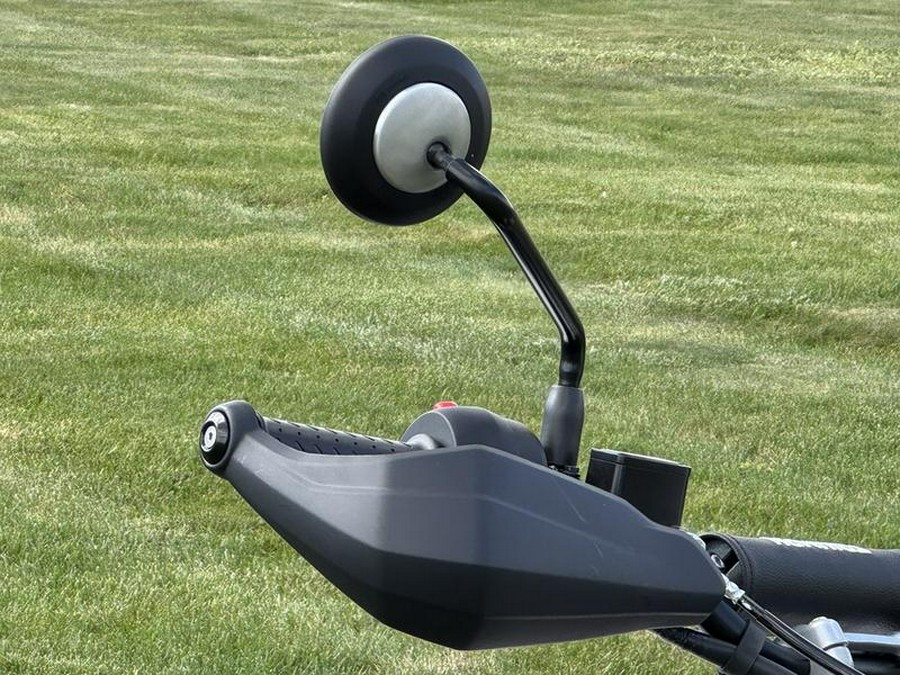 2026 Triumph SCRAMBLER 400 XC