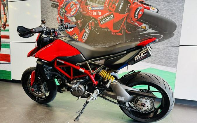 2021 Ducati Hypermotard 950 Ducati Red