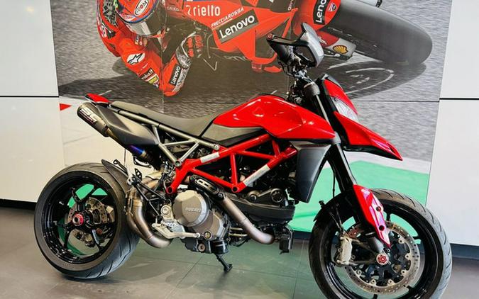 2021 Ducati Hypermotard 950 Ducati Red