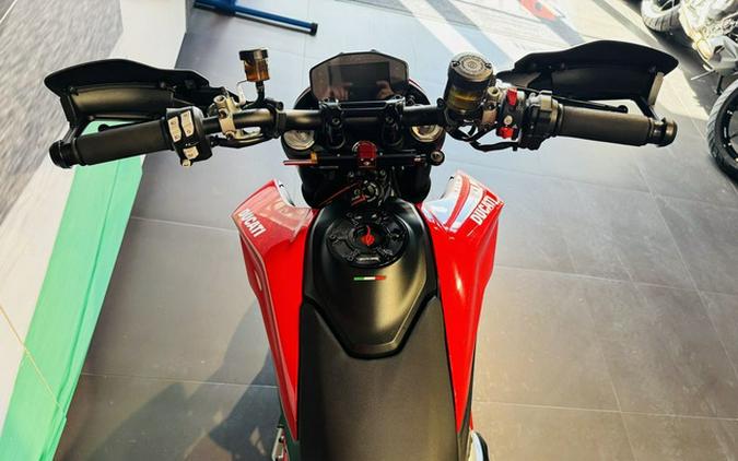 2021 Ducati Hypermotard 950 Ducati Red