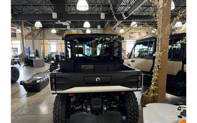 2026 Can-Am Defender LIMITED HD11