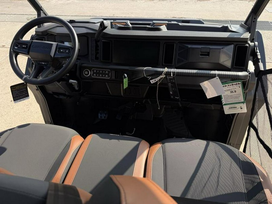 2026 Can-Am® Defender MAX LONE STAR HD11