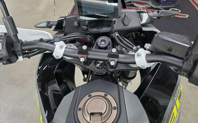 2027 Husqvarna Norden 901 Expedition
