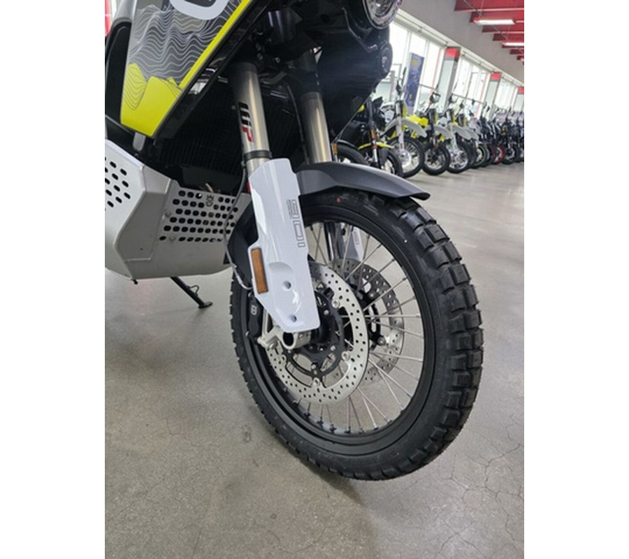 2027 Husqvarna Norden 901 Expedition